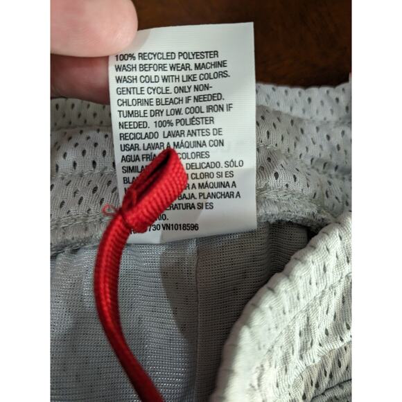 All in Motion Basketball Shorts XS 4 5 Mesh Silver Red Boys Sports Gym Active - Picture 6 of 9